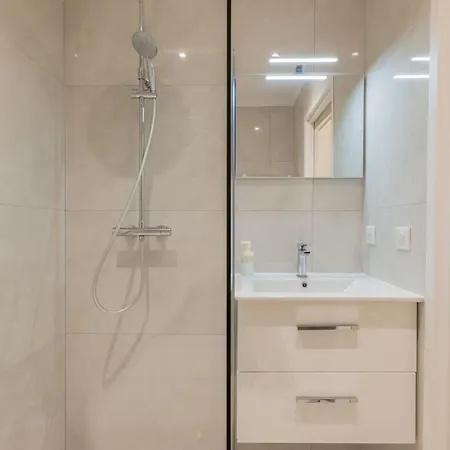 Appartement Golfe Juan T2 Mezzanine 40M²+ Parking à Vallauris Extérieur photo